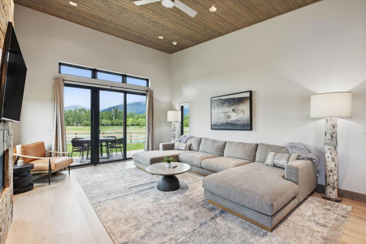 Mara Luxury Cabin- Maple Hamilton Exterior photo
